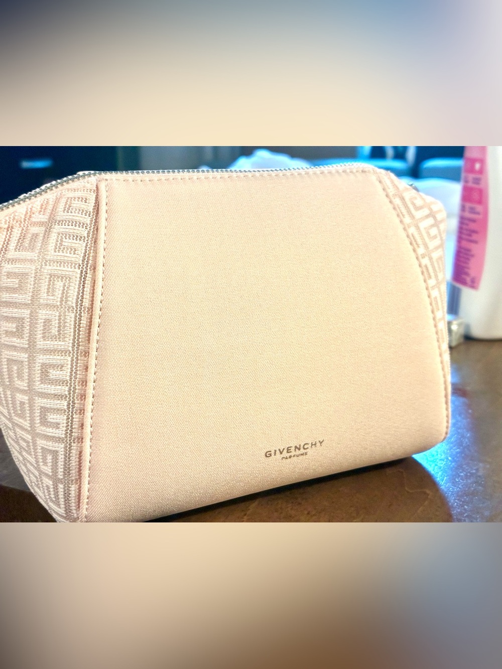 Givenchy Beautiful Rare Rose Pink Cosmetic Pouch with Silver Givenchy Embossing - Picture 11 of 17